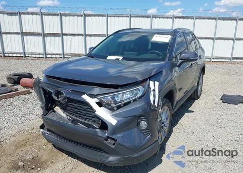 2020 Toyota Rav4 Xle Premium z USA, uszkodzony, nr VIN JTMA1RFV9LD529307
